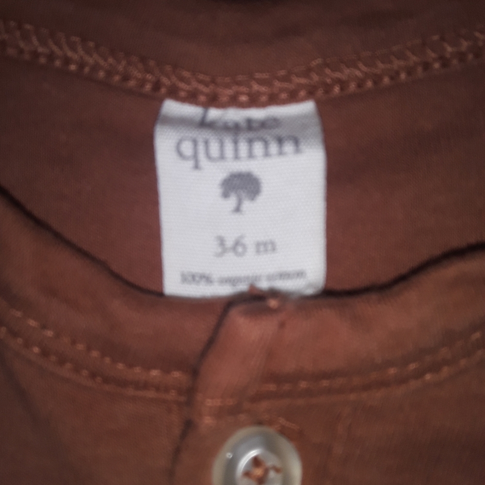 3-6m Kate Quinn onsie - Picture 3 of 3
